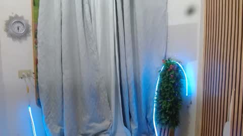 Snapshot of hazel_joy chatting on 13, 10, 2025 hazel_joy online show from 13, 10, 2025