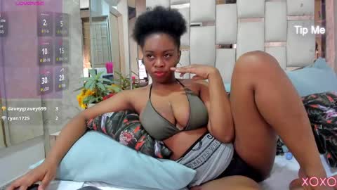hazel_lanee online show from 13, 5, 2026