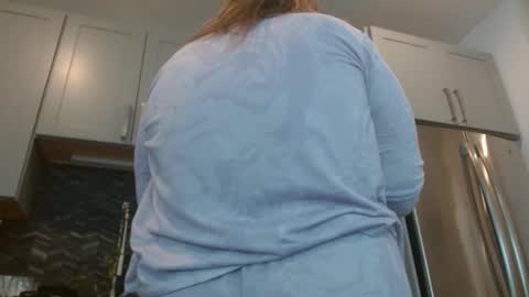 Snapshot of hazel_skye chatting on 5, 1, 2025 Hazel online show from 5, 1, 2025