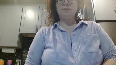 Snapshot of hazel_skye chatting on 3, 3, 2025 Hazel online show from 3, 3, 2025