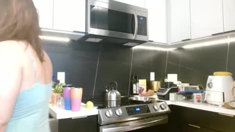 Hazel online show from 18, 10, 2025