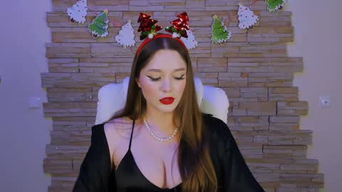 Hazel online show from 9, 12, 2024