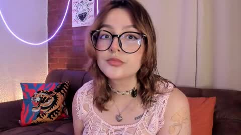 Hazel Brown online show from 6, 11, 2025