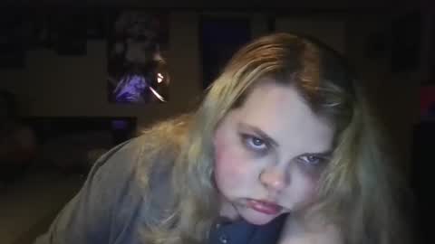 Snapshot of hazeleyez97 chatting on 17, 9, 2025 Hazeleyez97 online show from 17, 9, 2025