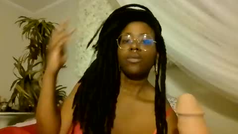 Snapshot of hazelhanes chatting on 10, 1, 2026 Hazel Hanes online show from 10, 1, 2026