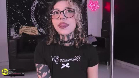 Hazell Witch online show from 20, 10, 2025