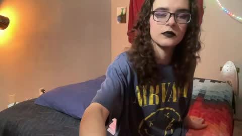 Hazel online show from 28, 5, 2026
