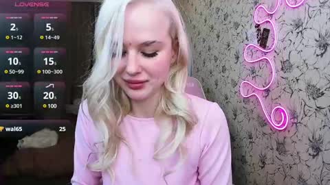 Valeria online show from 10, 3, 2025