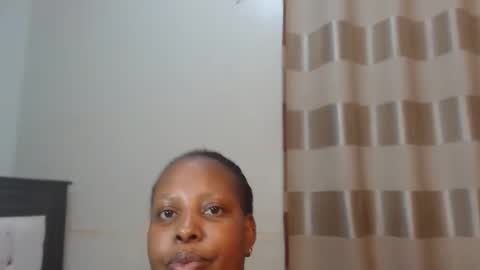 Snapshot of heatherjee chatting on 31, 10, 2025 Heather online show from 31, 10, 2025