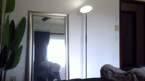 heatwavee online show from 10, 4, 2026