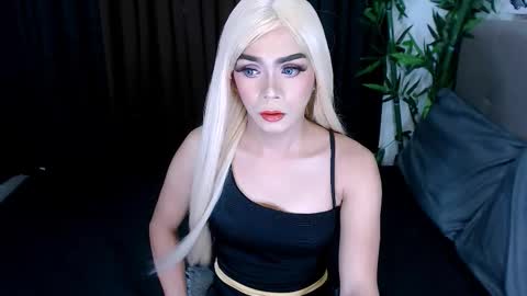 Snapshot of heaven_amethyst chatting on 12, 9, 2025 Goddess Heaven online show from 12, 9, 2025