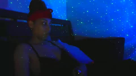 Snapshot of heavenllyy chatting on 8, 1, 2026 Heavenllyy online show from 8, 1, 2026