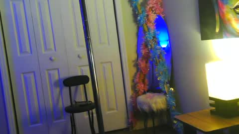 Heavenllyy online show from 18, 6, 2026
