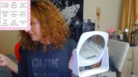 Snapshot of heavenlycreature chatting on 15, 12, 2025 Diana online show from 15, 12, 2025