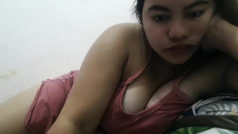 heavenlyeyes69 online show from 5, 4, 2026