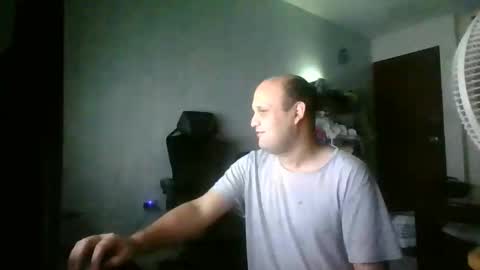 Heavy Rebell online show from 8, 5, 2026