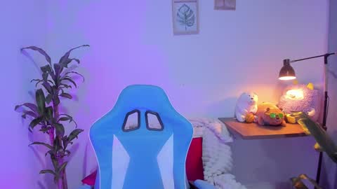 Snapshot of hebe_carter chatting on 9, 12, 2024 Amandabelk online show from 9, 12, 2024