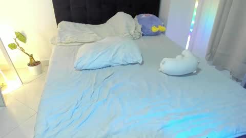 Snapshot of hebe_carter chatting on 16, 1, 2025 Amandabelk online show from 16, 1, 2025