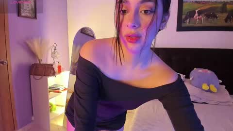 Snapshot of hebe_carter chatting on 17, 1, 2025 Amandabelk online show from 17, 1, 2025