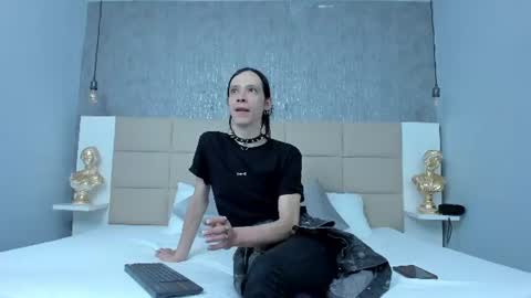 Snapshot of hecate1_ chatting on 20, 6, 2026 Keira Hecate online show from 20, 6, 2026