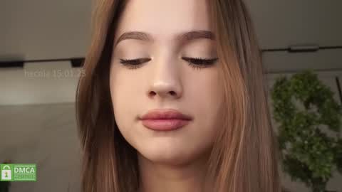 Snapshot of hecola chatting on 15, 1, 2025 Nika next stream  200pm GMT online show from 15, 1, 2025