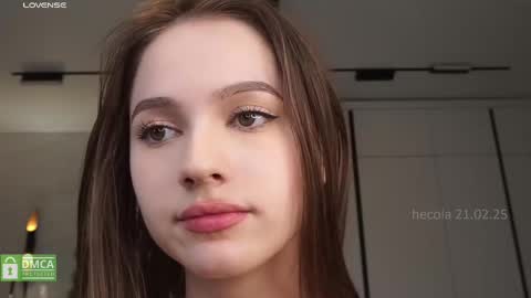 Snapshot of hecola chatting on 21, 2, 2025 Nika next stream  200pm GMT online show from 21, 2, 2025