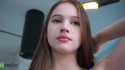 Snapshot of hecola chatting on 16, 9, 2025 Nika next stream  200pm GMT online show from 16, 9, 2025