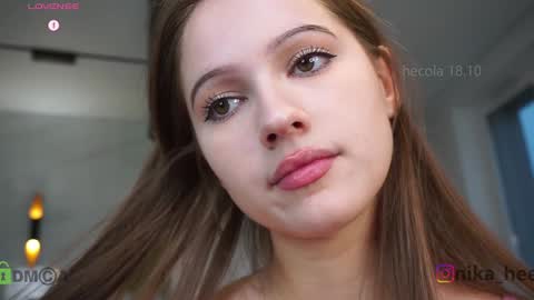 Snapshot of hecola chatting on 18, 10, 2025 Nika next stream  200pm GMT online show from 18, 10, 2025