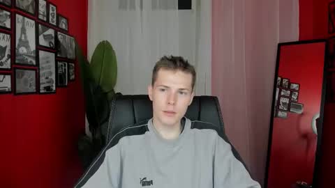 Snapshot of hector_spector chatting on 8, 11, 2025 Hector online show from 8, 11, 2025