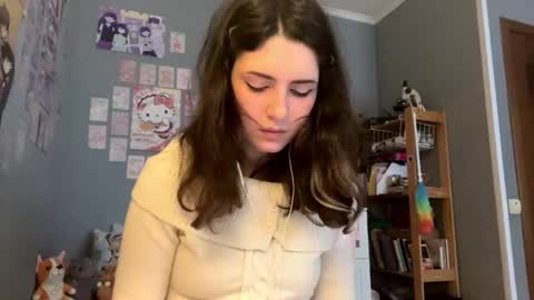 Sarah online show from 4, 12, 2025