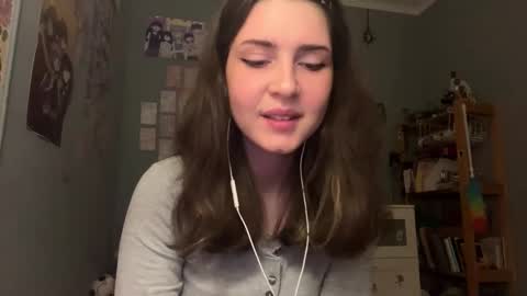 Sarah online show from 5, 12, 2025