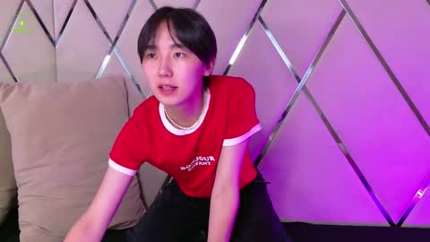 Snapshot of heejinwang chatting on 23, 9, 2025 HEEJIN online show from 23, 9, 2025