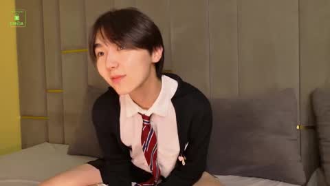 Snapshot of heejinwang chatting on 30, 9, 2025 HEEJIN online show from 30, 9, 2025