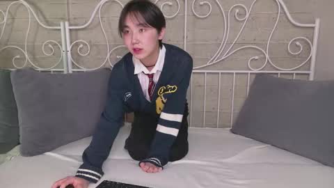 Snapshot of heejinwang chatting on 5, 10, 2025 HEEJIN online show from 5, 10, 2025