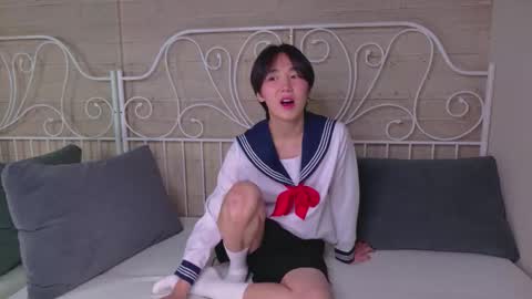 Snapshot of heejinwang chatting on 29, 10, 2025 HEEJIN online show from 29, 10, 2025