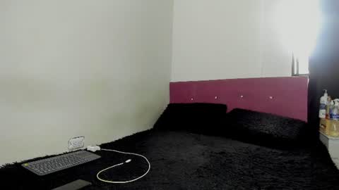 Snapshot of heellboy_ chatting on 25, 6, 2026 heellboy_ online show from 25, 6, 2026
