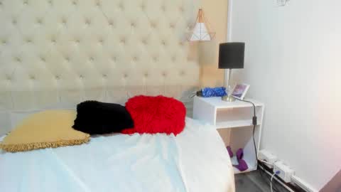 Snapshot of heleenhott_ chatting on 16, 12, 2024 hellen online show from 16, 12, 2024