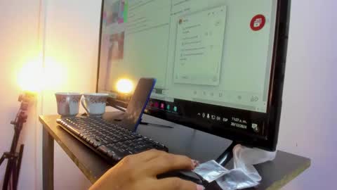 Snapshot of heleenhott_ chatting on 20, 12, 2024 hellen online show from 20, 12, 2024