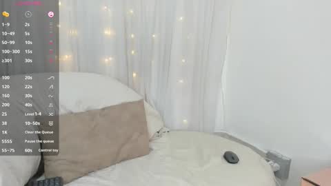 Snapshot of helen_zen chatting on 12, 3, 2026 helen zen online show from 12, 3, 2026