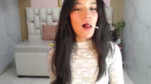 Snapshot of helena1_s chatting on 17, 10, 2025 helena1_s online show from 17, 10, 2025