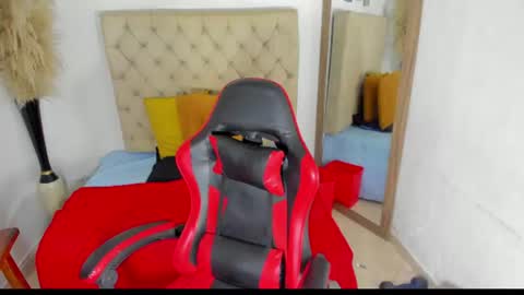 Snapshot of helena_copper chatting on 2, 7, 2026 HELENA COPPER online show from 2, 7, 2026
