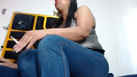 Snapshot of helenahotwet chatting on 22, 12, 2024 helenahotwet online show from 22, 12, 2024
