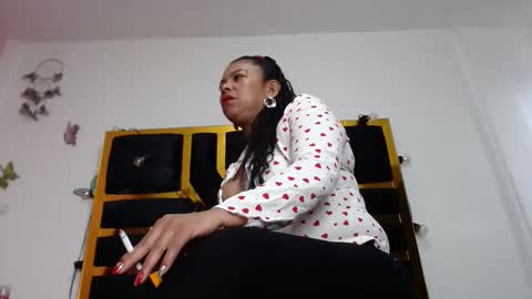Snapshot of helenahotwet chatting on 8, 1, 2025 helenahotwet online show from 8, 1, 2025