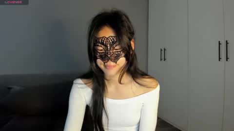Hi I am Helen online show from 19, 6, 2026