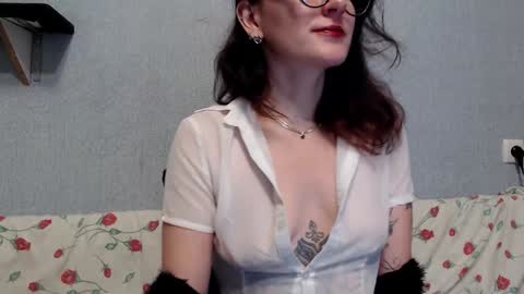 HelenRed online show from 8, 1, 2025