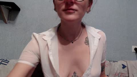 HelenRed online show from 16, 1, 2025