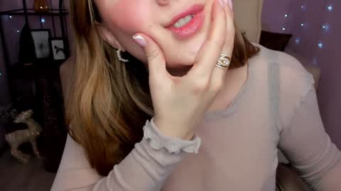 Snapshot of helens_lov chatting on 17, 12, 2024 Helen online show from 17, 12, 2024