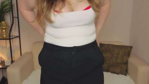 Snapshot of helens_lov chatting on 28, 5, 2026 Helen online show from 28, 5, 2026