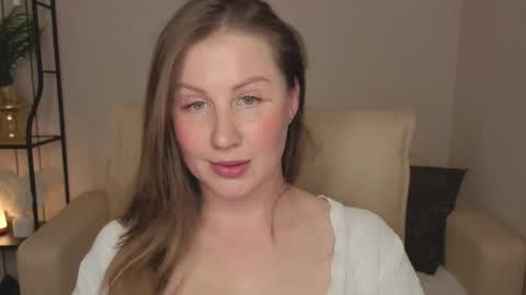 Snapshot of helens_lov chatting on 5, 6, 2026 Helen online show from 5, 6, 2026