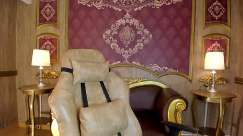 Helen or Hells online show from 18, 9, 2025